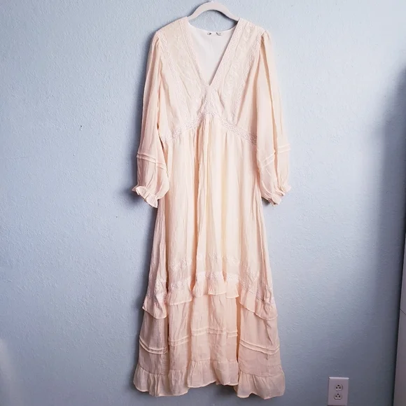 Baltic Born Amberlee Bohemian Neutral Embroidered Midi Dress - Picture 3 of 7